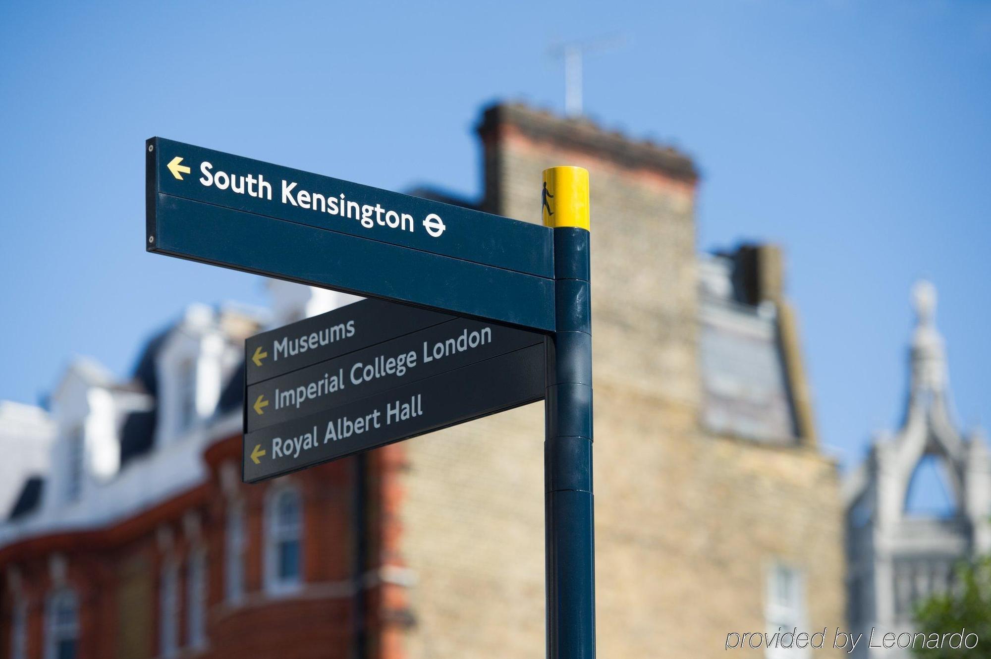 The Ampersand Hotel - Small Luxury Hotels Of The World London Ngoại thất bức ảnh Street signpost in London