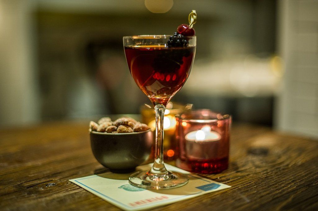 The Ampersand Hotel - Small Luxury Hotels Of The World London Nhà hàng bức ảnh A Kir Royale cocktail