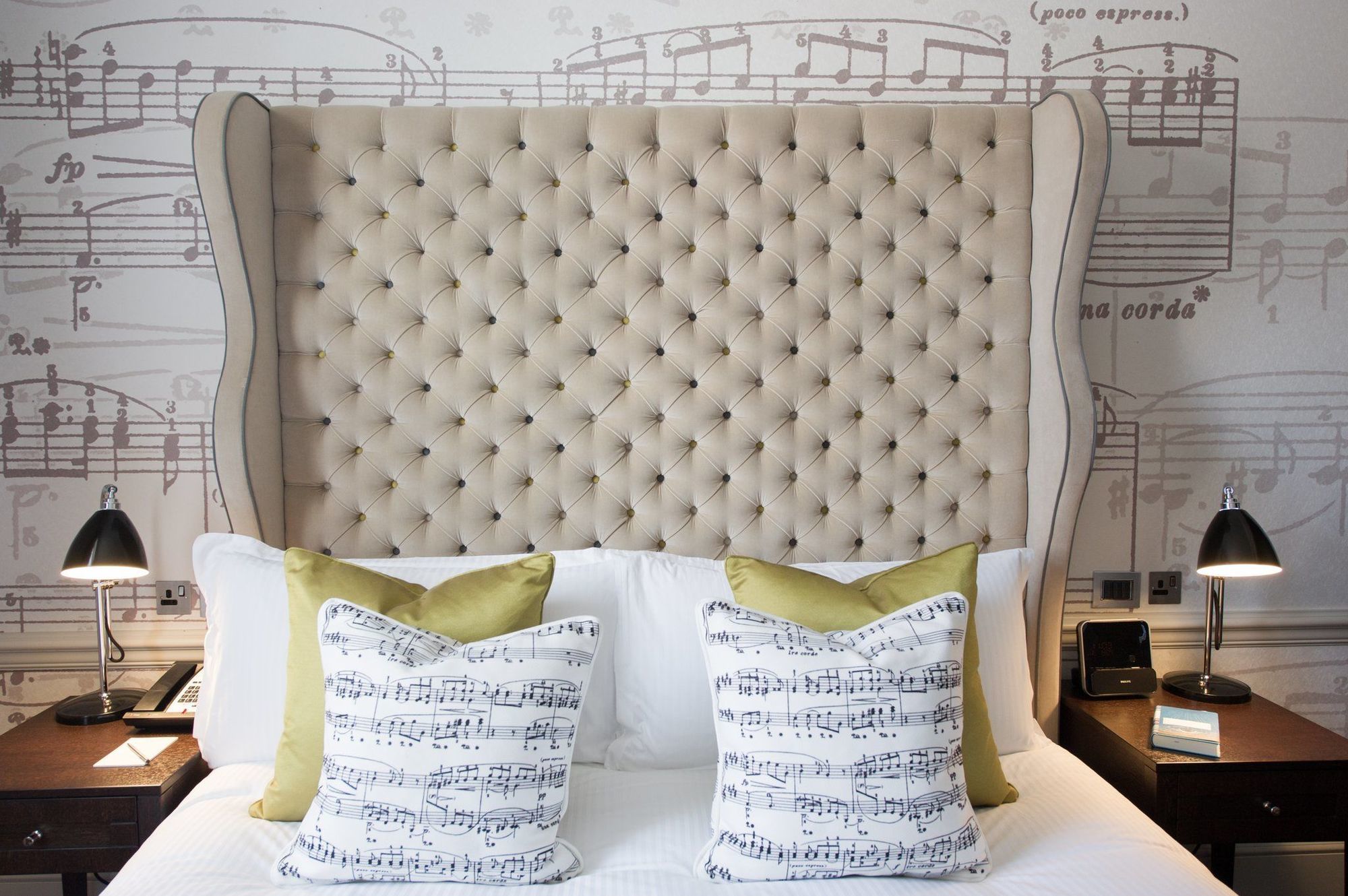 The Ampersand Hotel - Small Luxury Hotels Of The World London Phòng bức ảnh A bedroom at the hotel