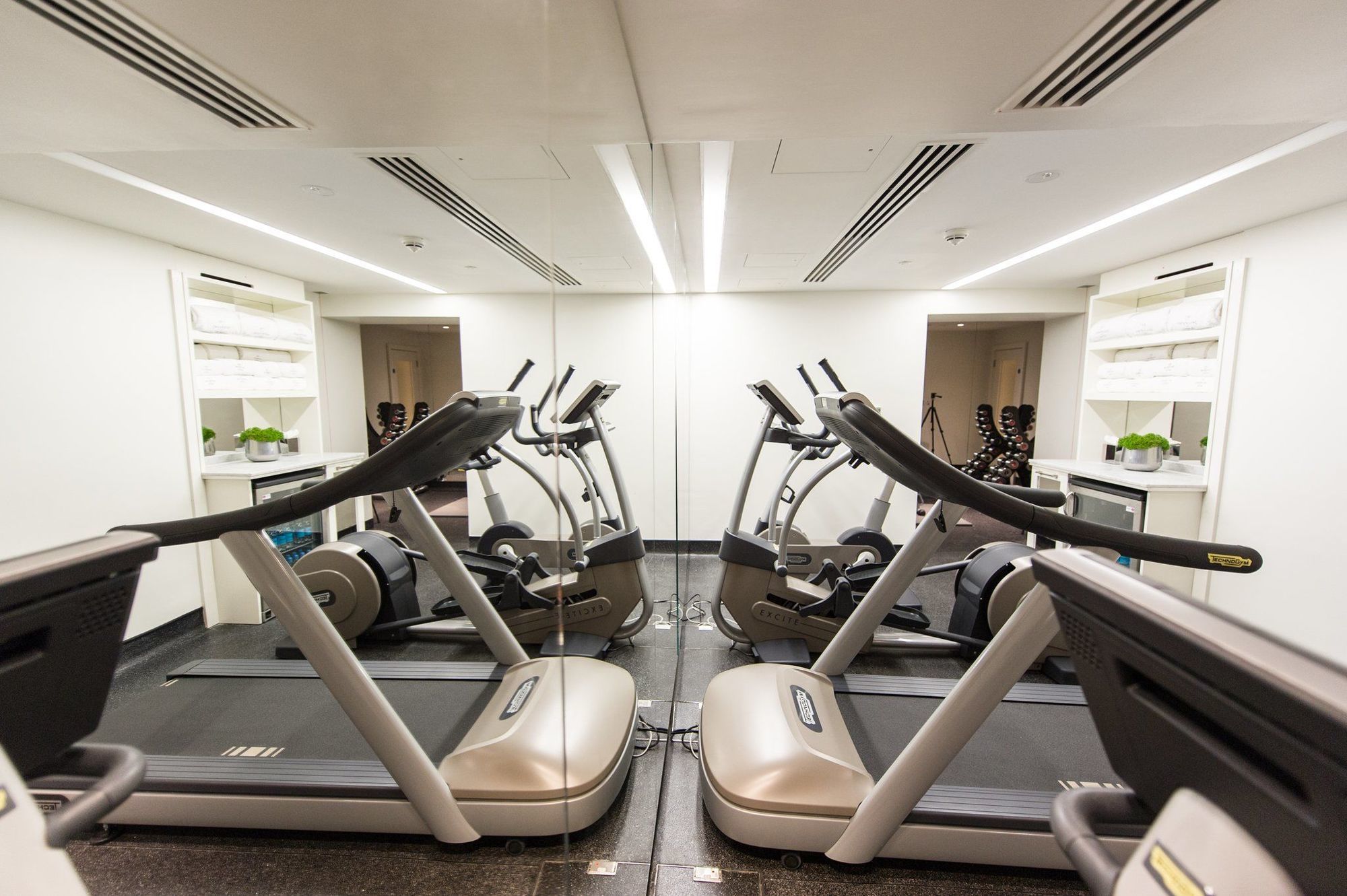 The Ampersand Hotel - Small Luxury Hotels Of The World London Tiện nghi bức ảnh The gym at The Hari